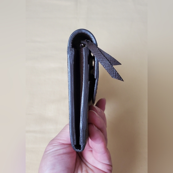 LOUIS VUITTON EMILIE DAMIER EBENE WALLET - Picture 10 of 16